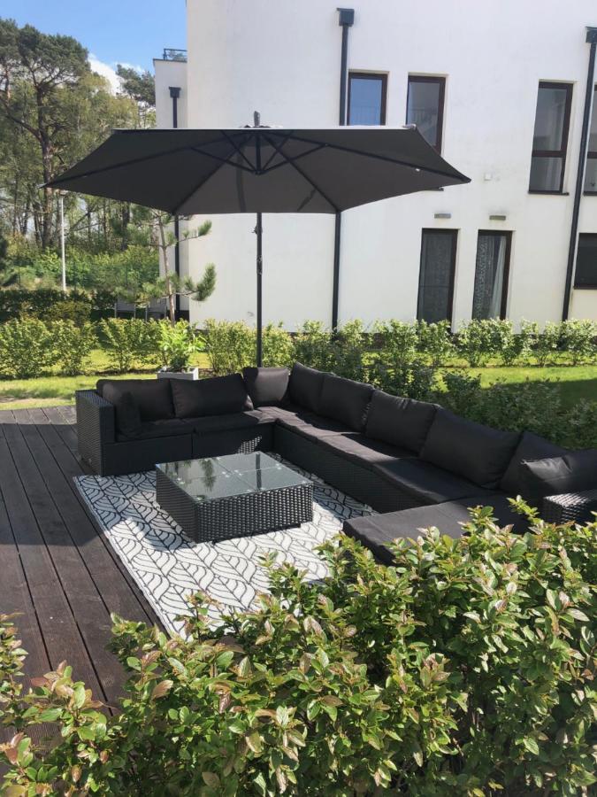 Apartament Baltica Z Ogrodkiem - W Ustronnym Miejscu Tuz Przy Plazy Rogowo  Eksteriør bilde